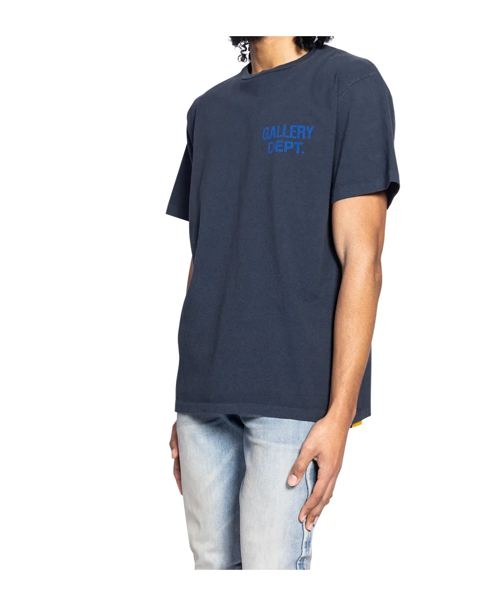 GALLERY DEPT. SOUVENIR TEE/WASHED BLACK Blue English LOGO short-sleeved Hollywood limited English TEE Washed black S-XL Assute garments dyed Re-washed and distressed Cylindrical fabric without side seams Non-open version Original development Complete accessories/matching Details in place